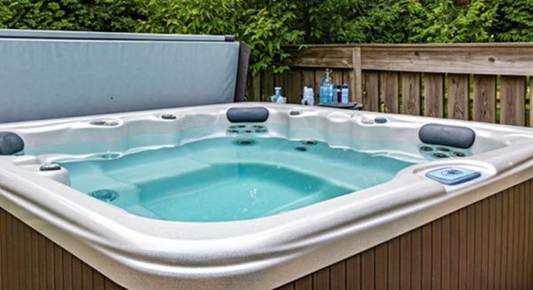 how do you raise alkalinity in a hot tub